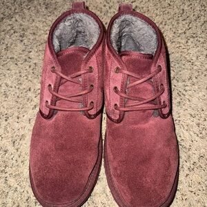Ugg Men's Burgundy Suede Lace-Up Chukka Boots